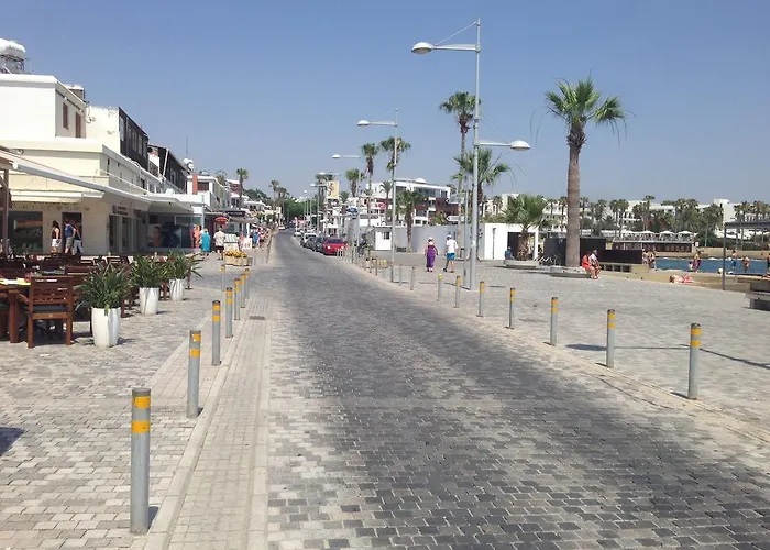 Sirena Sunrise 120 Paphos