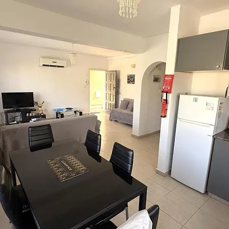 Sirena Sunrise 120 Apartmán *