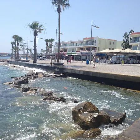 Sirena Sunrise 120 アパート